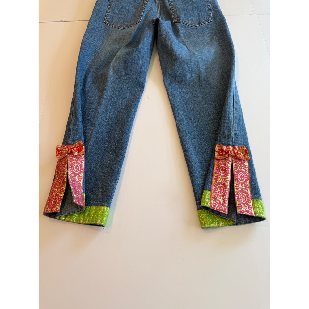 The Denim Tailor Womens 6P Blue Embroidered Ribbon Trim Bow Crop Jeans Boho - Picture 9 of 9